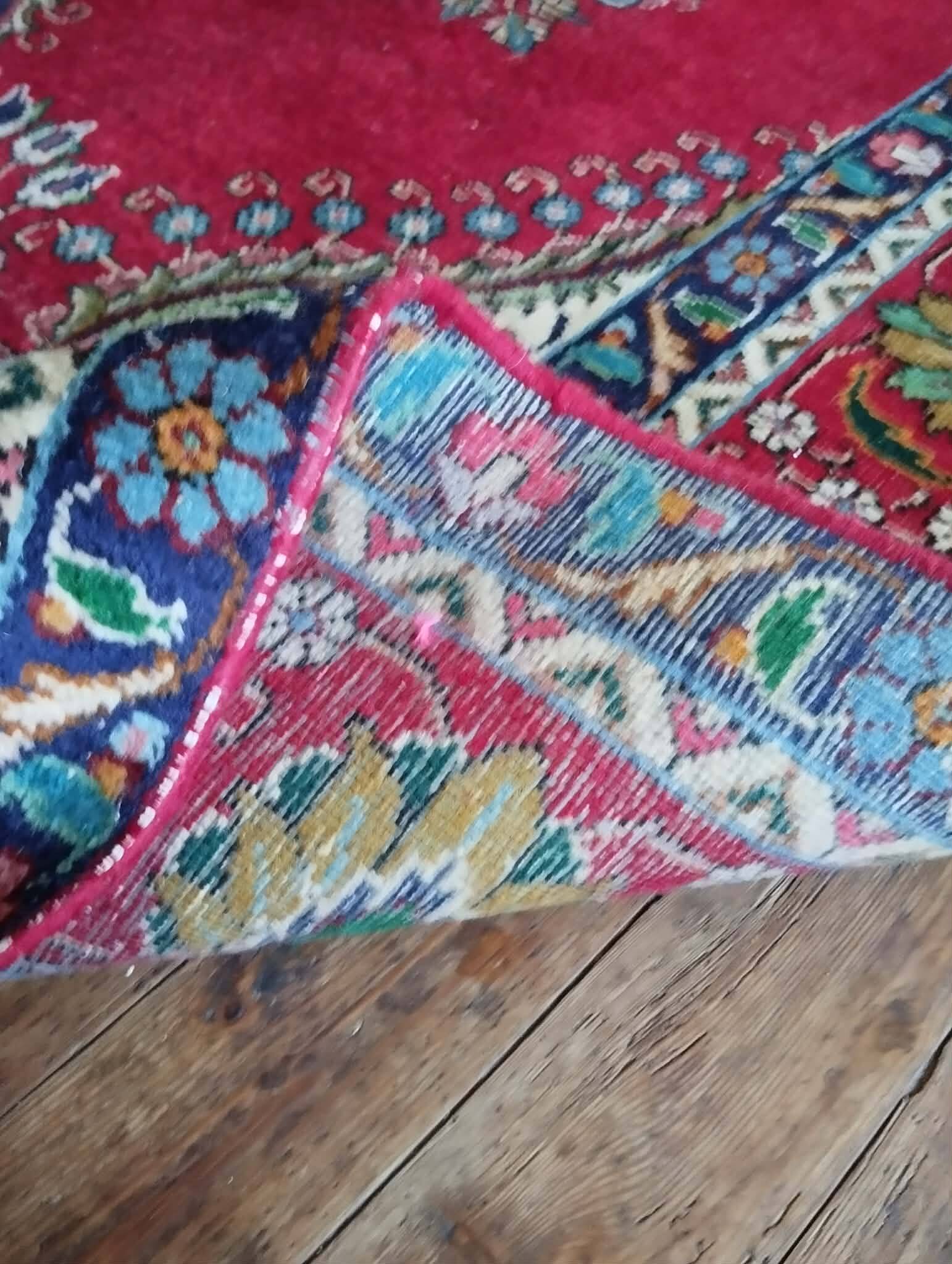 Handmade Persian Tabriz carpet 318x207cm