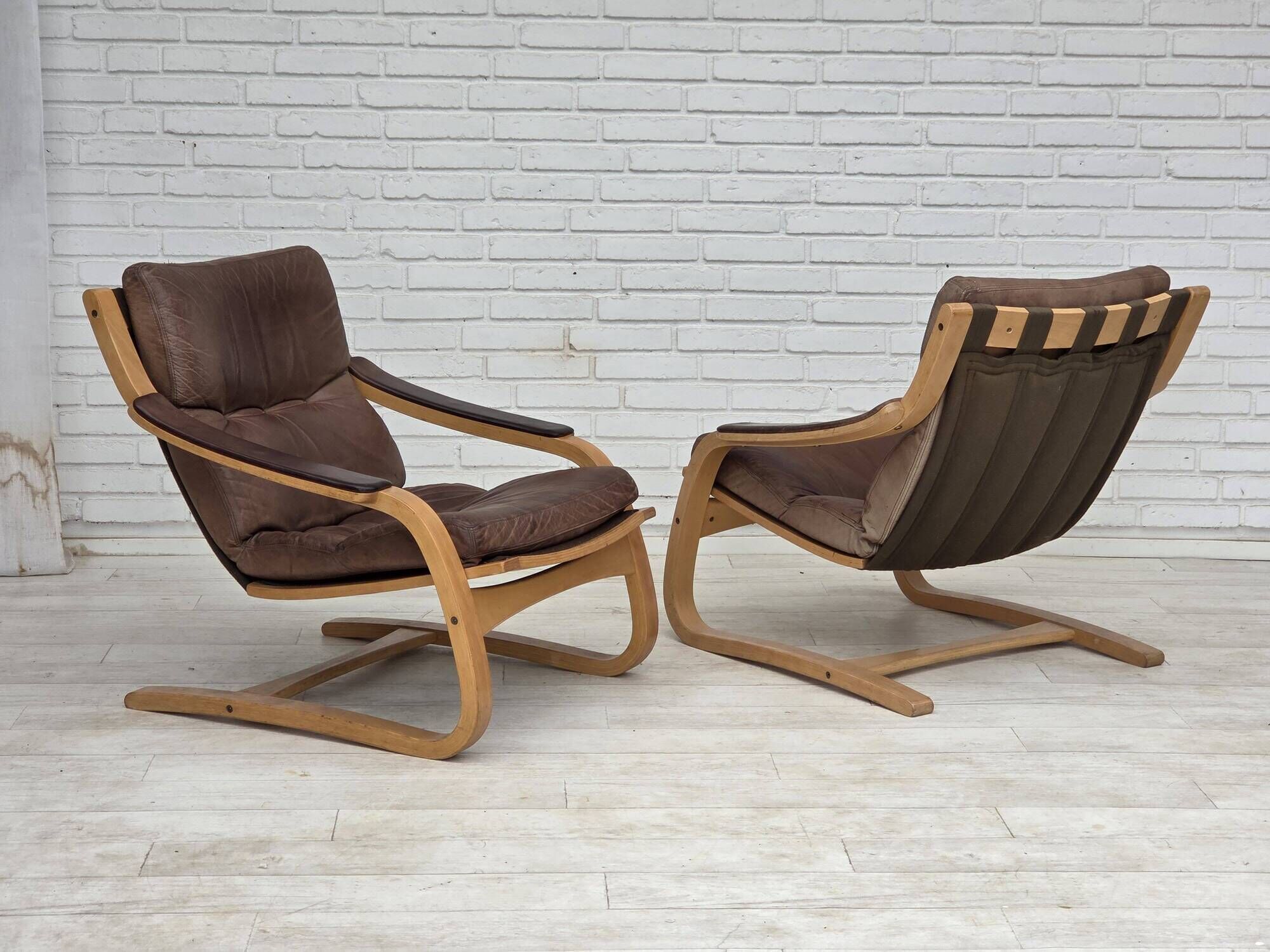 1970s, Swedish design by Åke Fribytter, armchair, leather, bentwood.