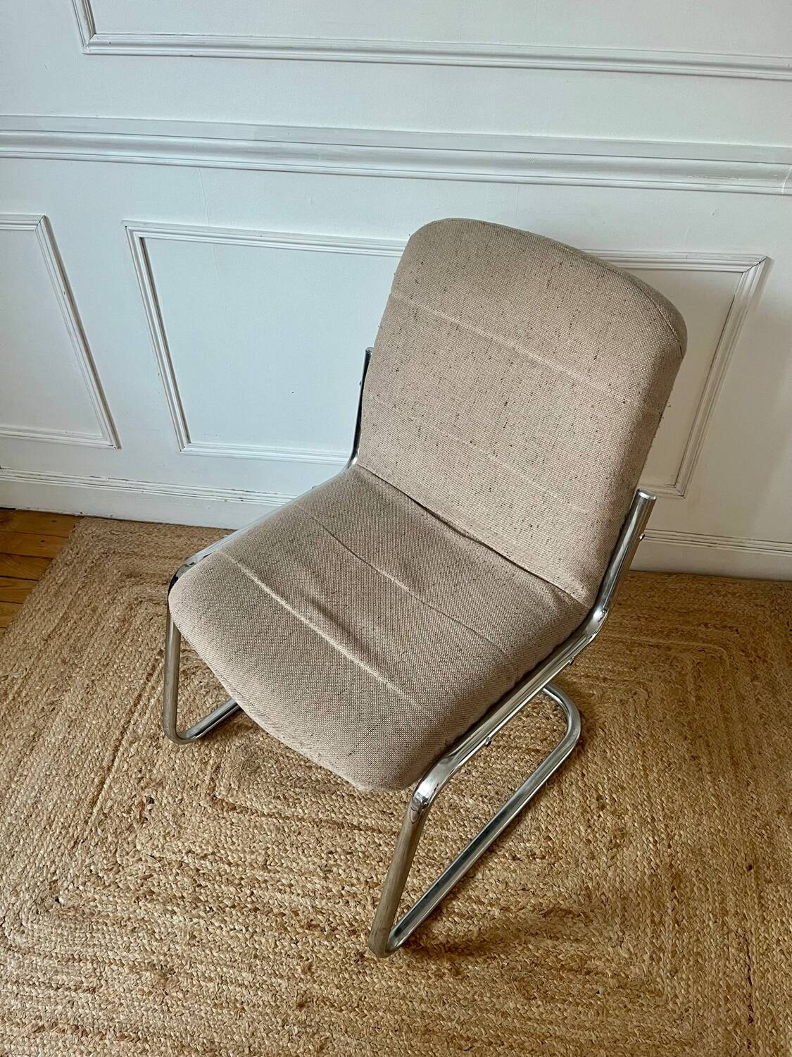 Chauffeuse chromée et tissu vintage