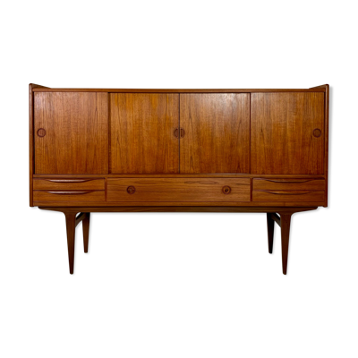 Buffet danois en teck design Johannes Andersen, édition Udulm mobelfabrik