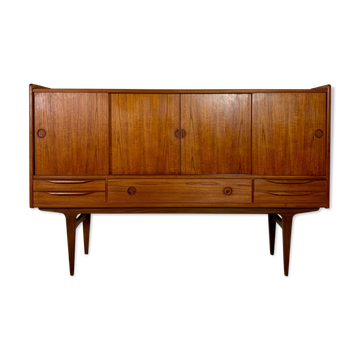 Buffet danois en teck design Johannes Andersen, édition Udulm mobelfabrik