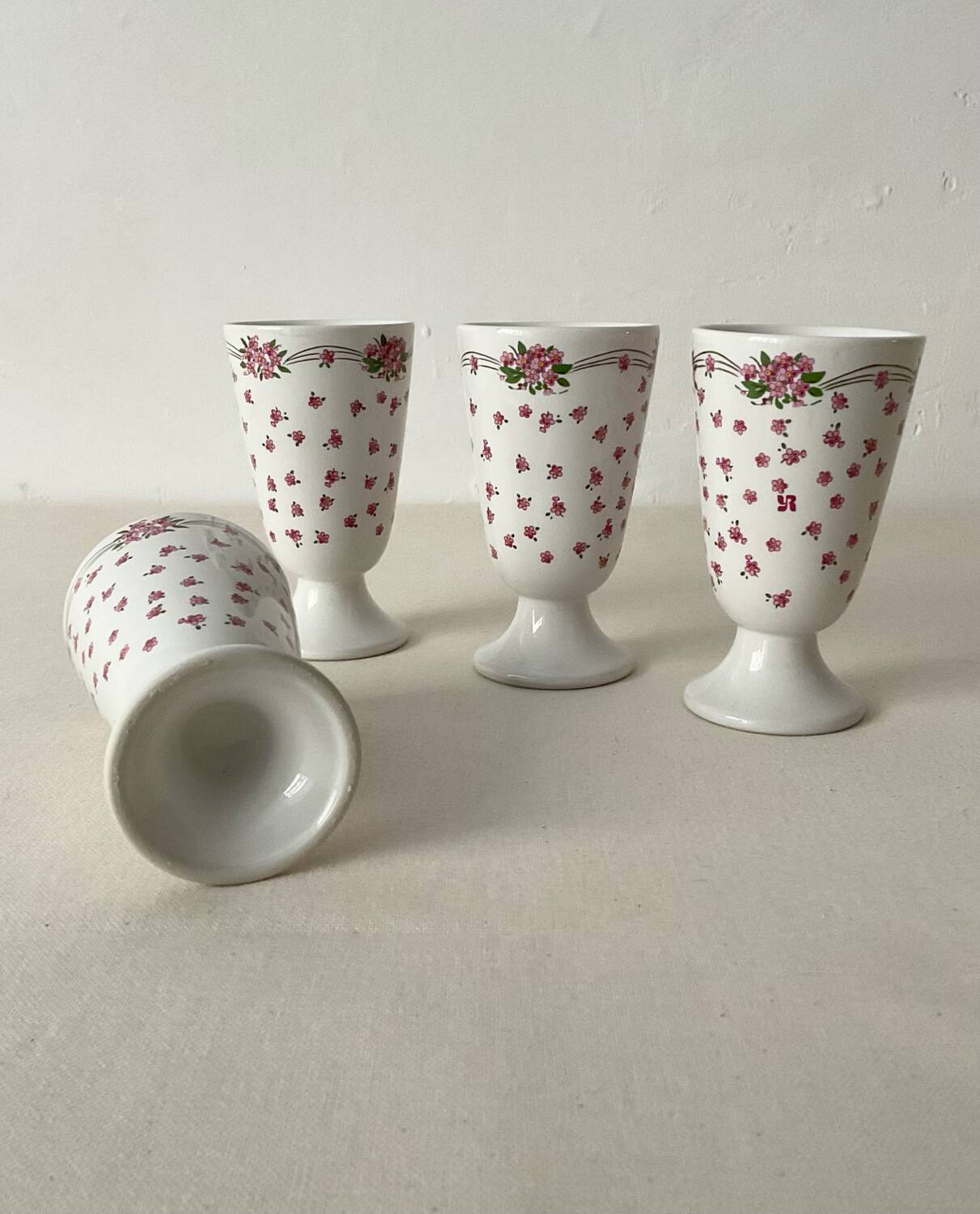 Set of 4 vintage flower mazagrans from the Yves Rocher Collection – 1980s