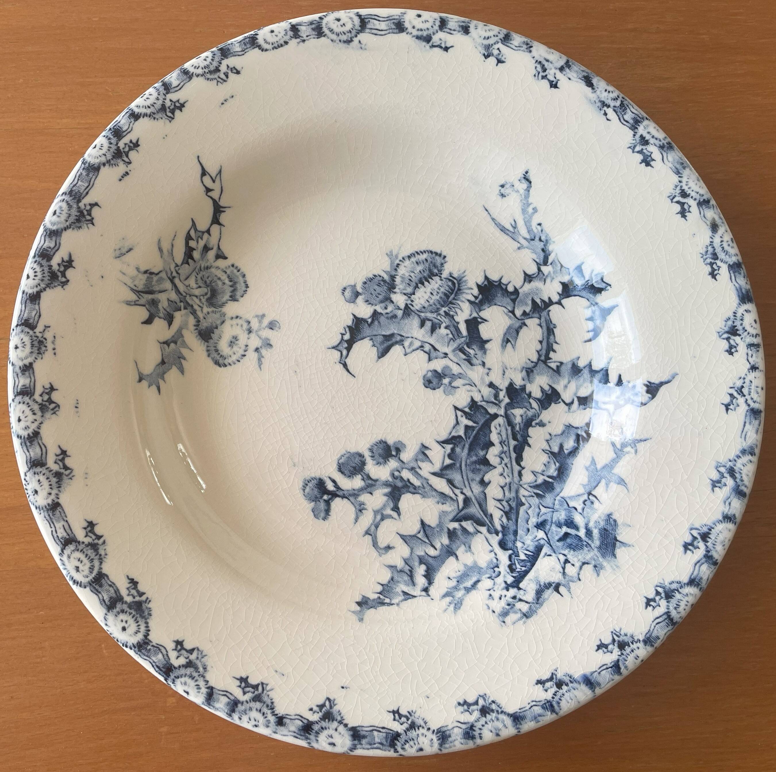 Antique hollow plates in Gien earthenware