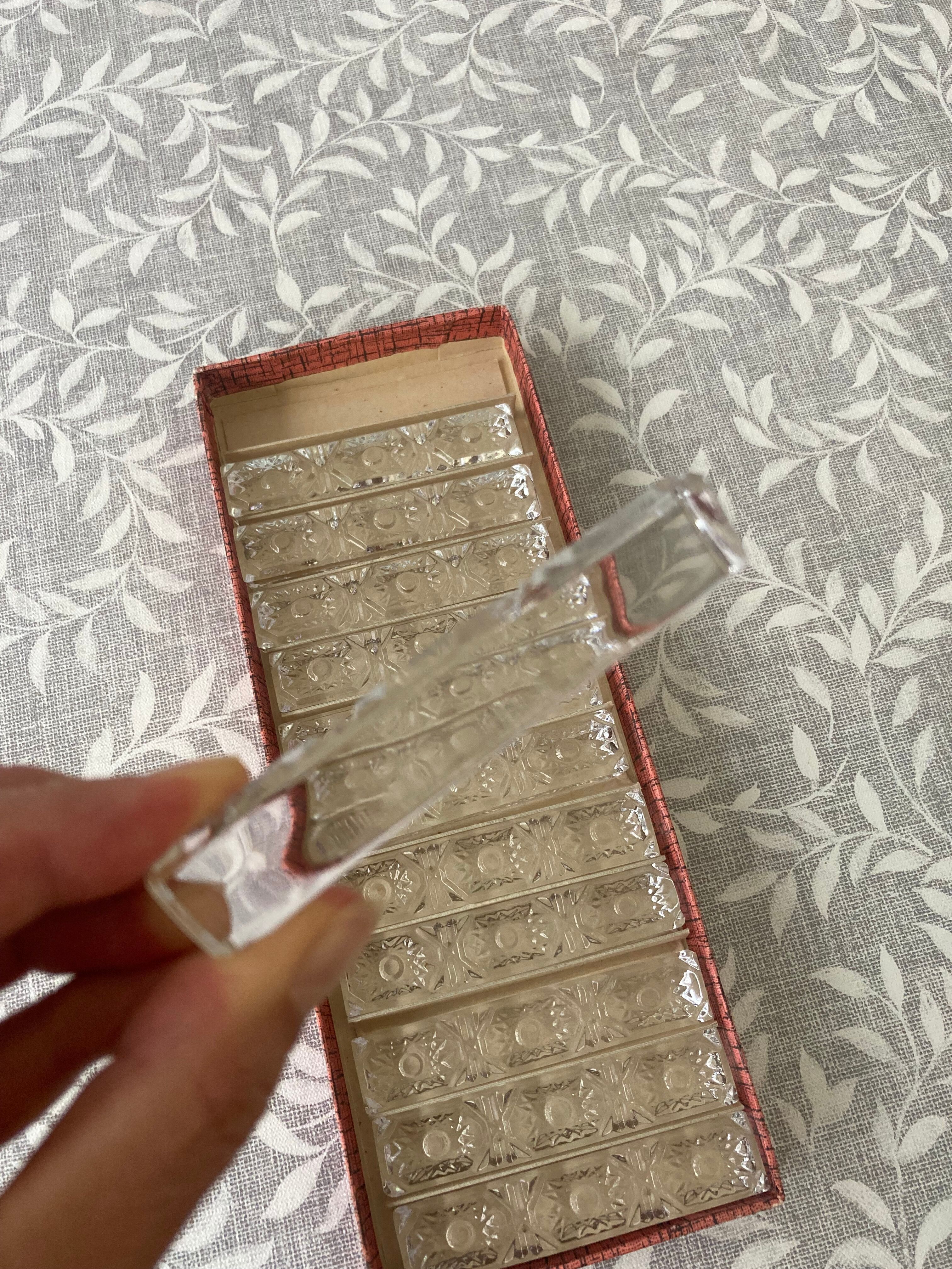 Set of 12 crystal knife holders with box