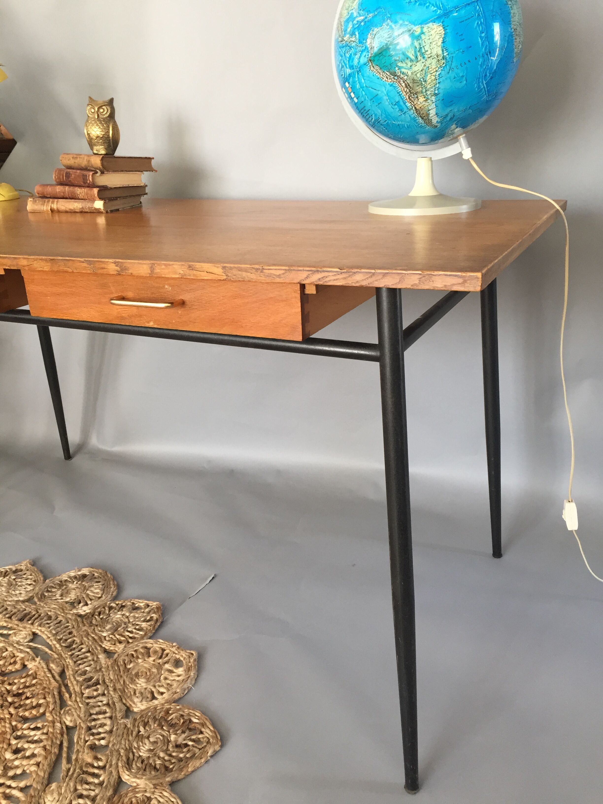 Large desk table vintage