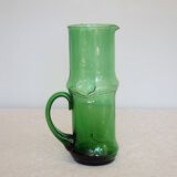 Pichet en verre vert