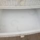 Commode blanche rotin osier incurvé