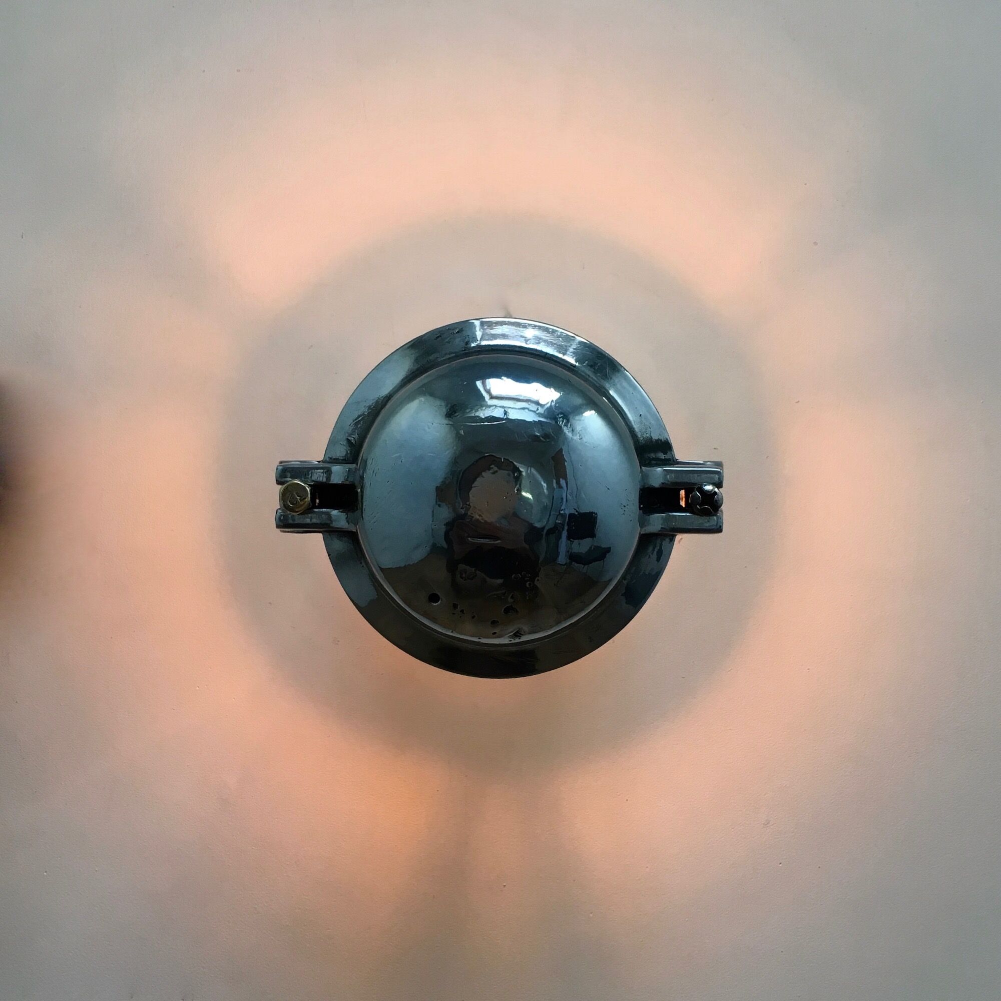Lampe Torche Militaire Soviétique URSS Vitebsk BD – Vintage Rétro – Rouille Présente