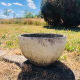 Concrete planter