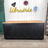 Kitchen island counter