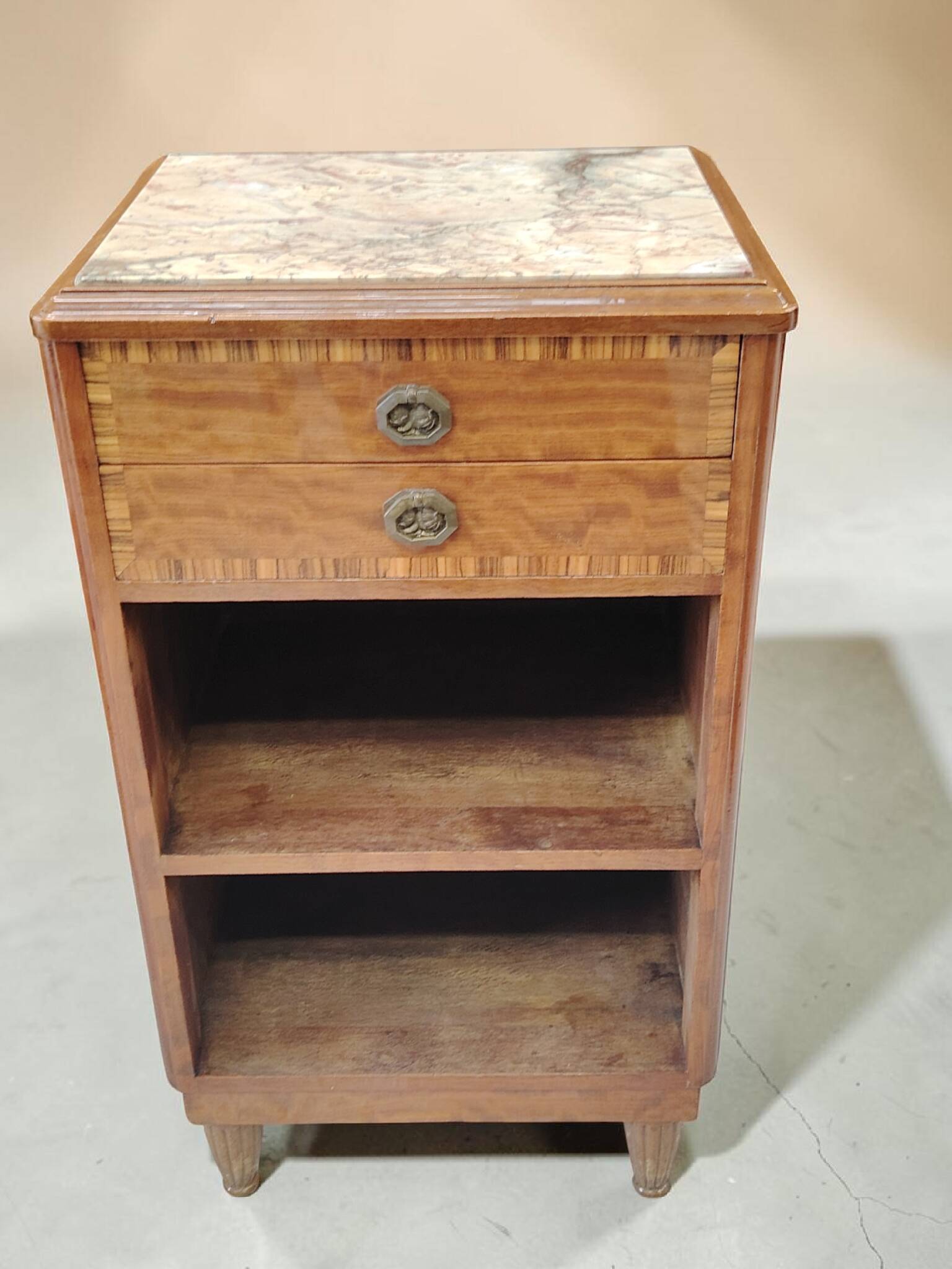 Art Deco Side Table in Walnut and Marble - 1930