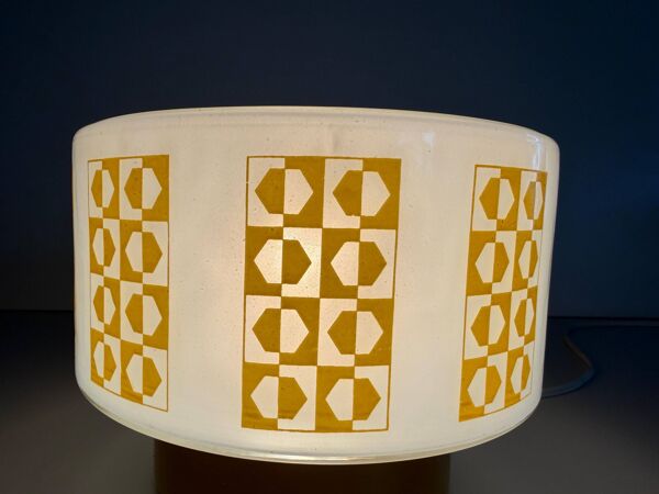 Plafonnier ou applique murale en verre opale avec décorations jaunes par VEB, années 1950, Germany