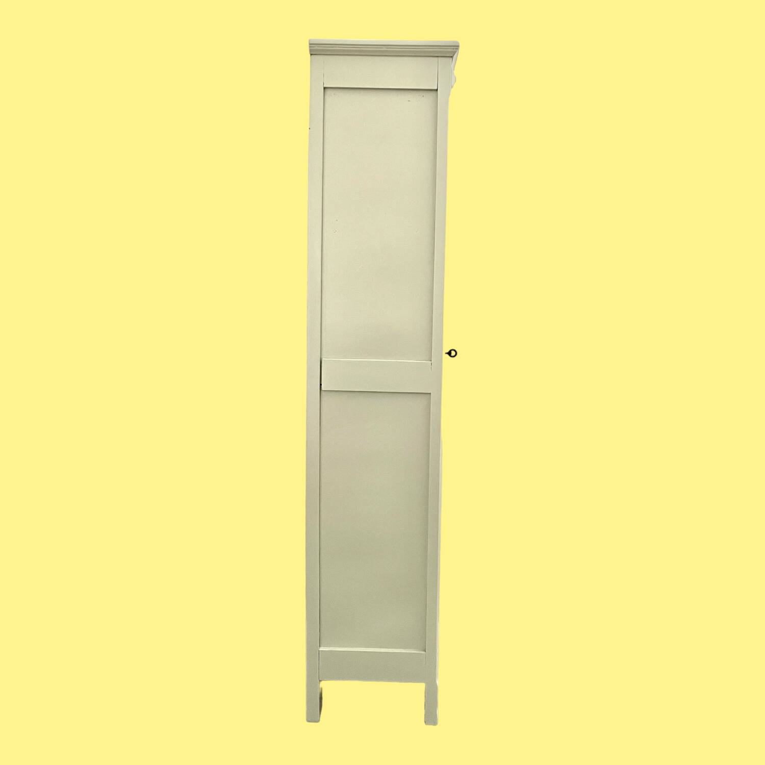 Vitrine, armoire parisienne revisitée