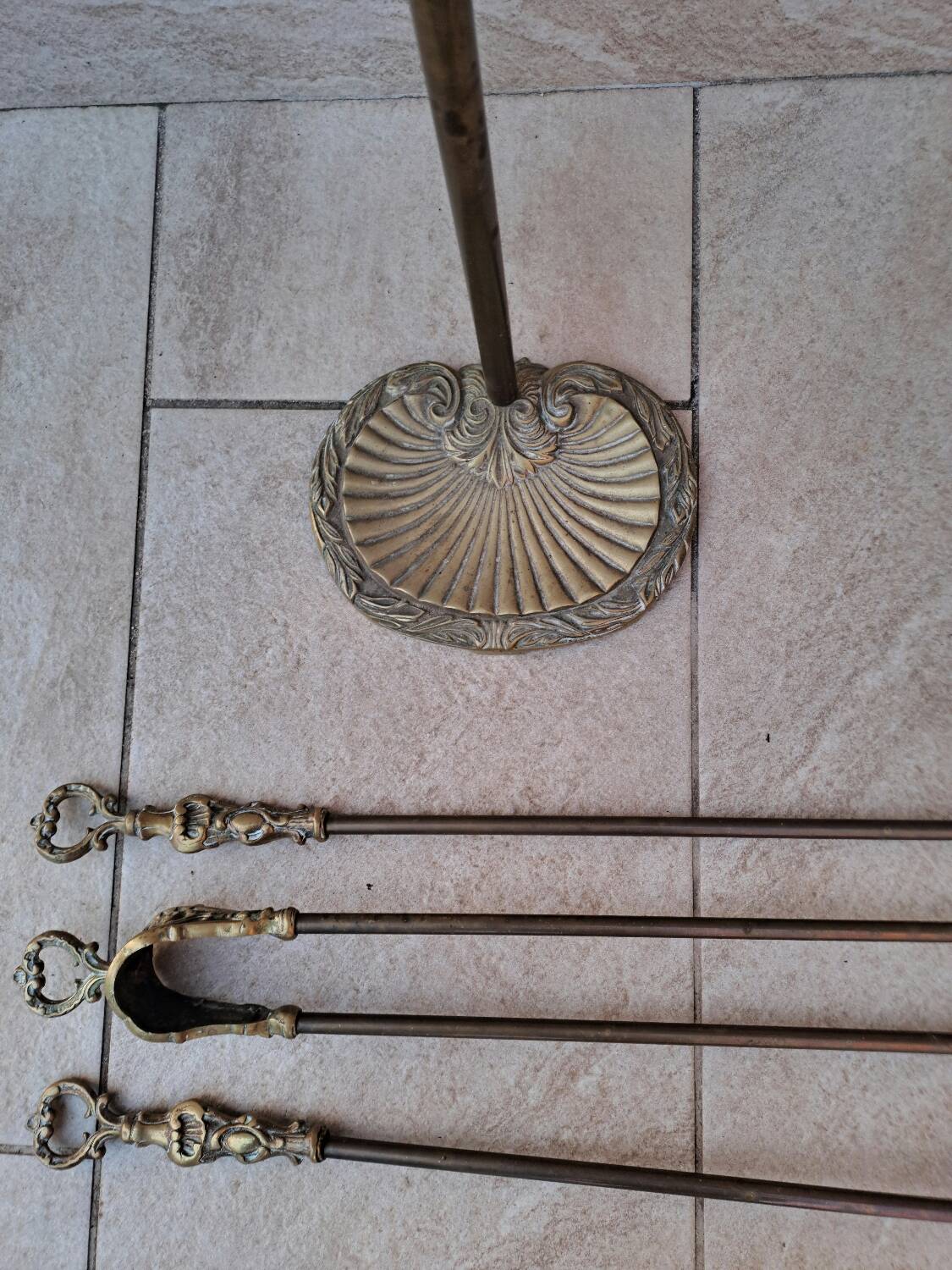 Bronze fireplace set