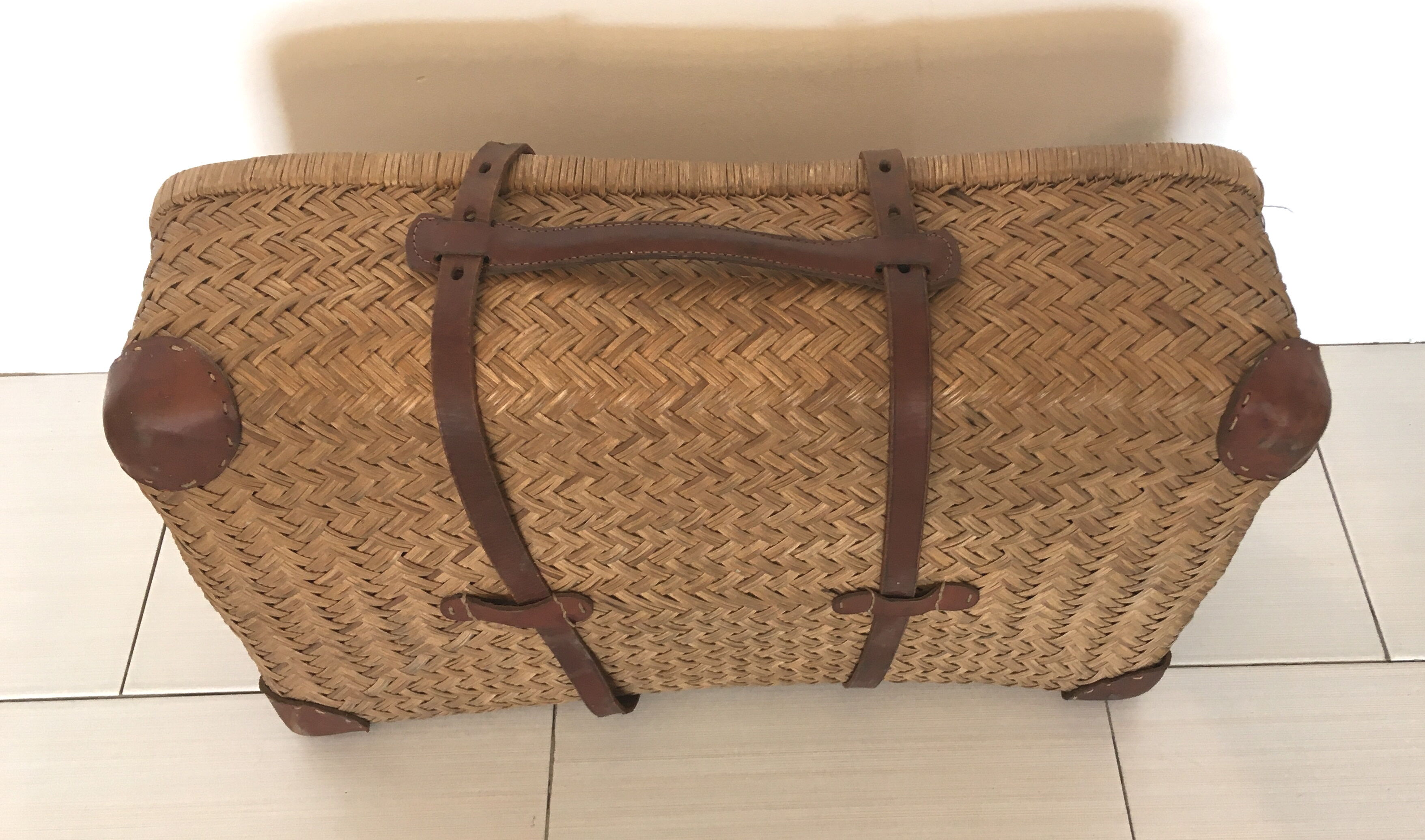 Wicker suitcase vintage rattan leather deco antique