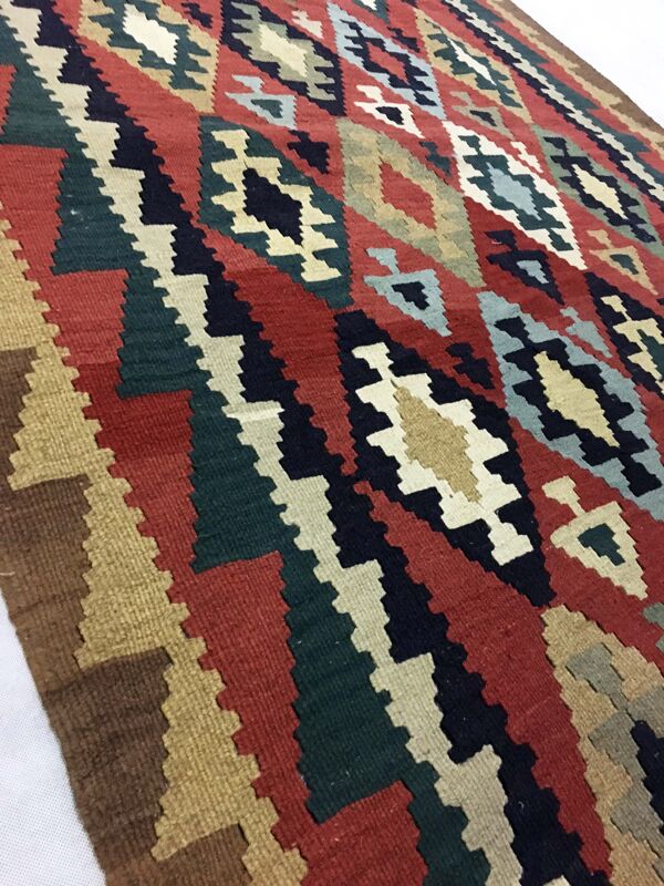 Splendide tapis tissé Persan: Kilim Gashqai 250x147 cm - Iran - vers 1970
