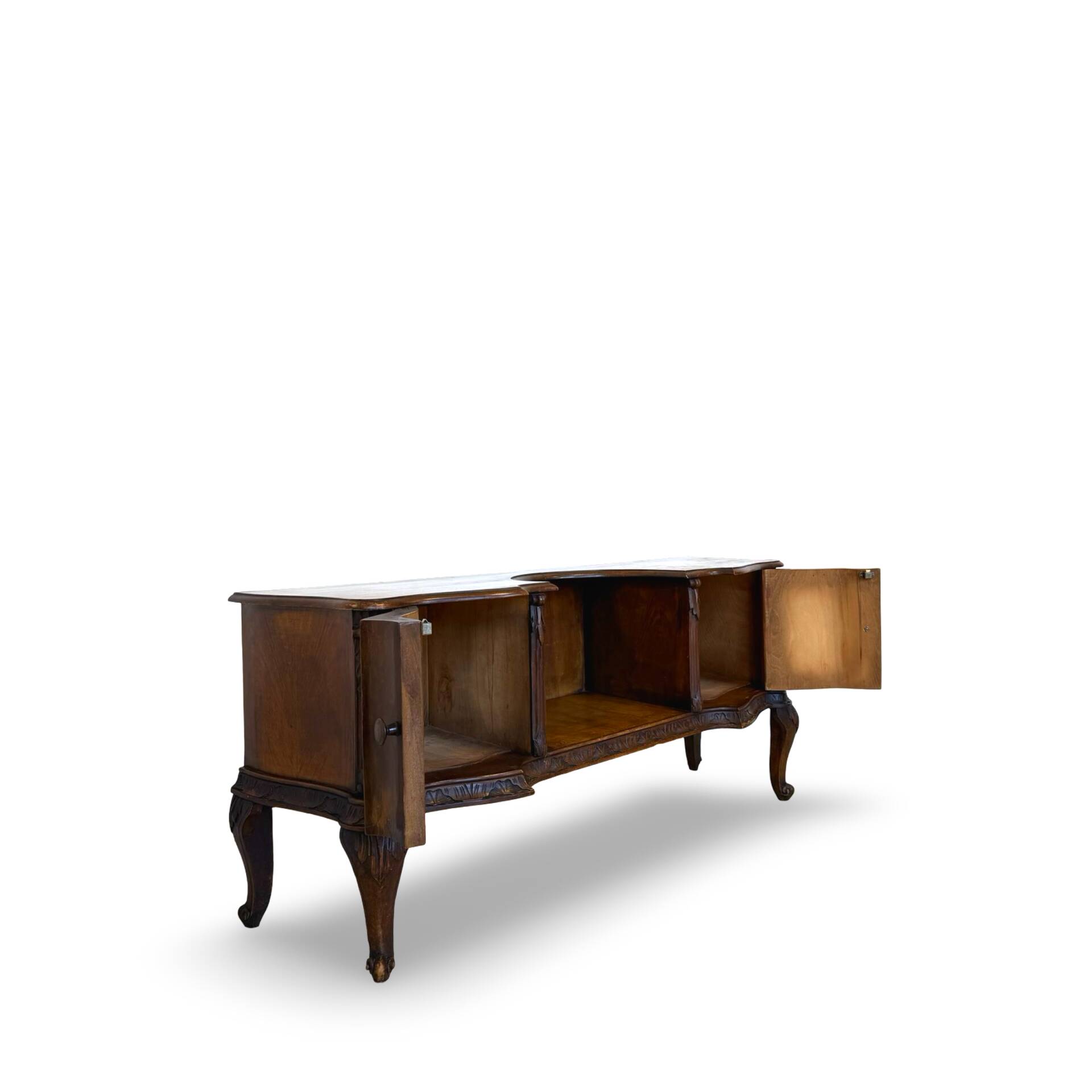 Italian console/petinus from the 1930s.