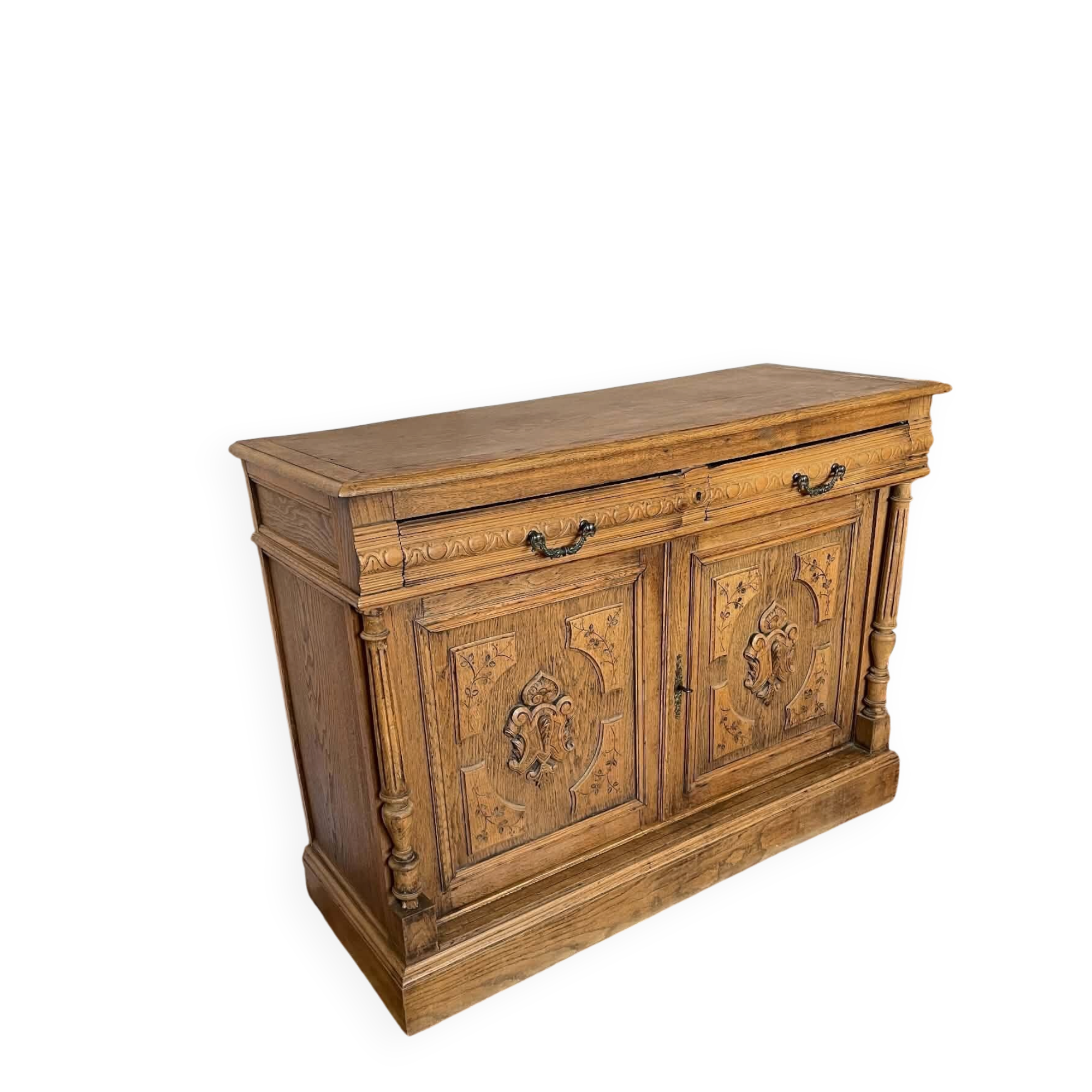 Antique carved oak sideboard – Late 19th century