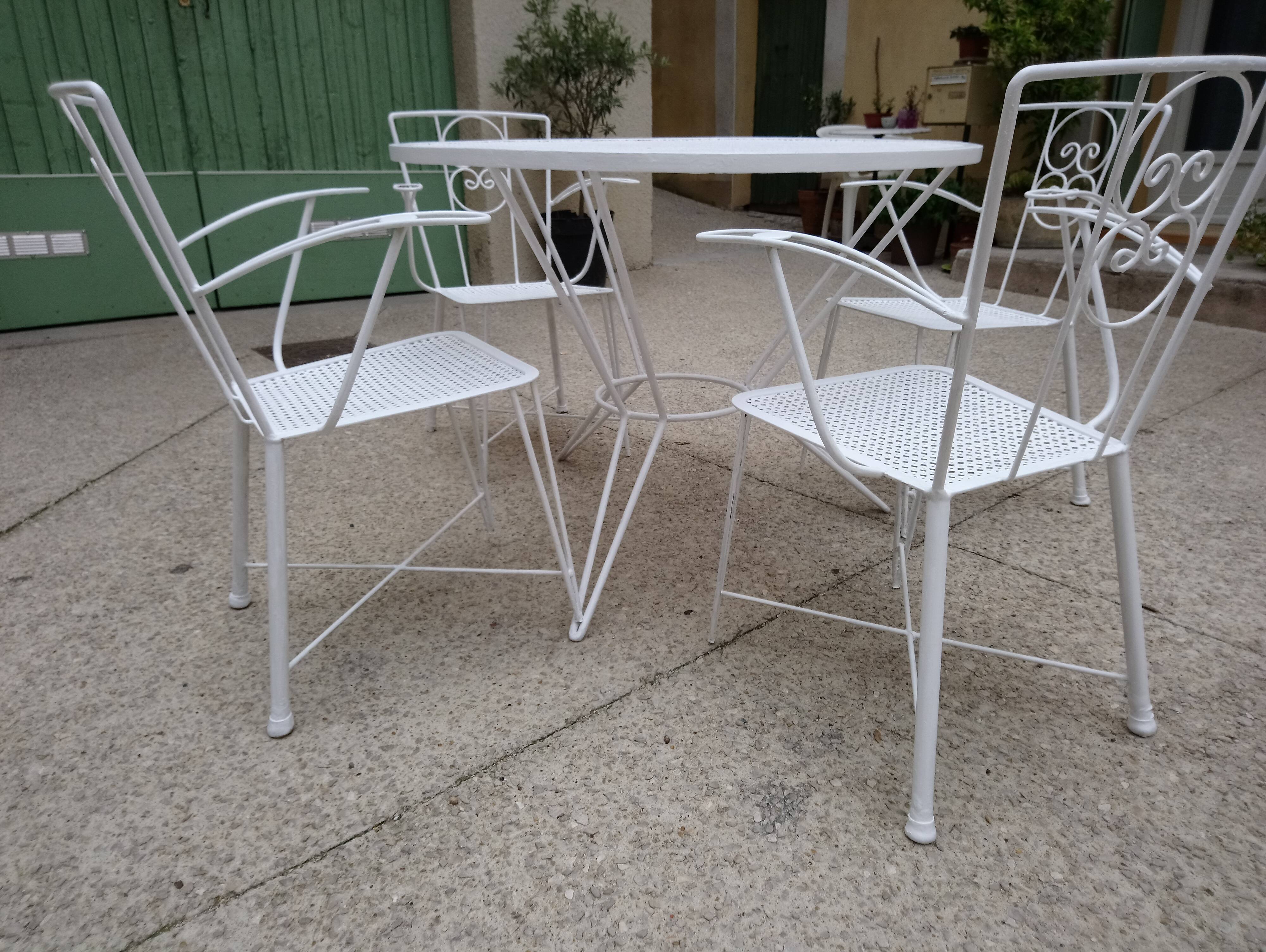 Garden set in wrought iron  60s 70s