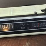 Hermes clock radio