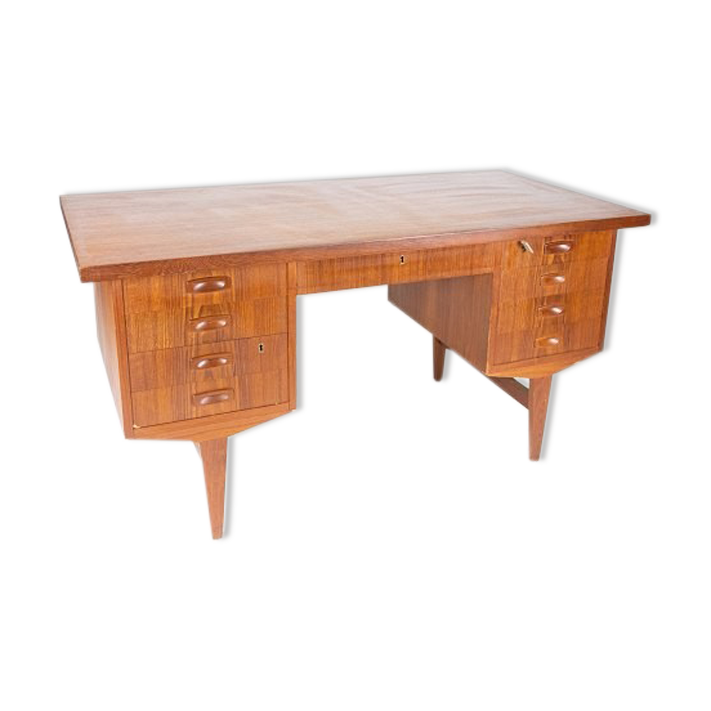 Desk in teak of danish design from the 1960s