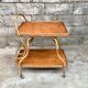 Desserte roulante vintage en bois et en rotin