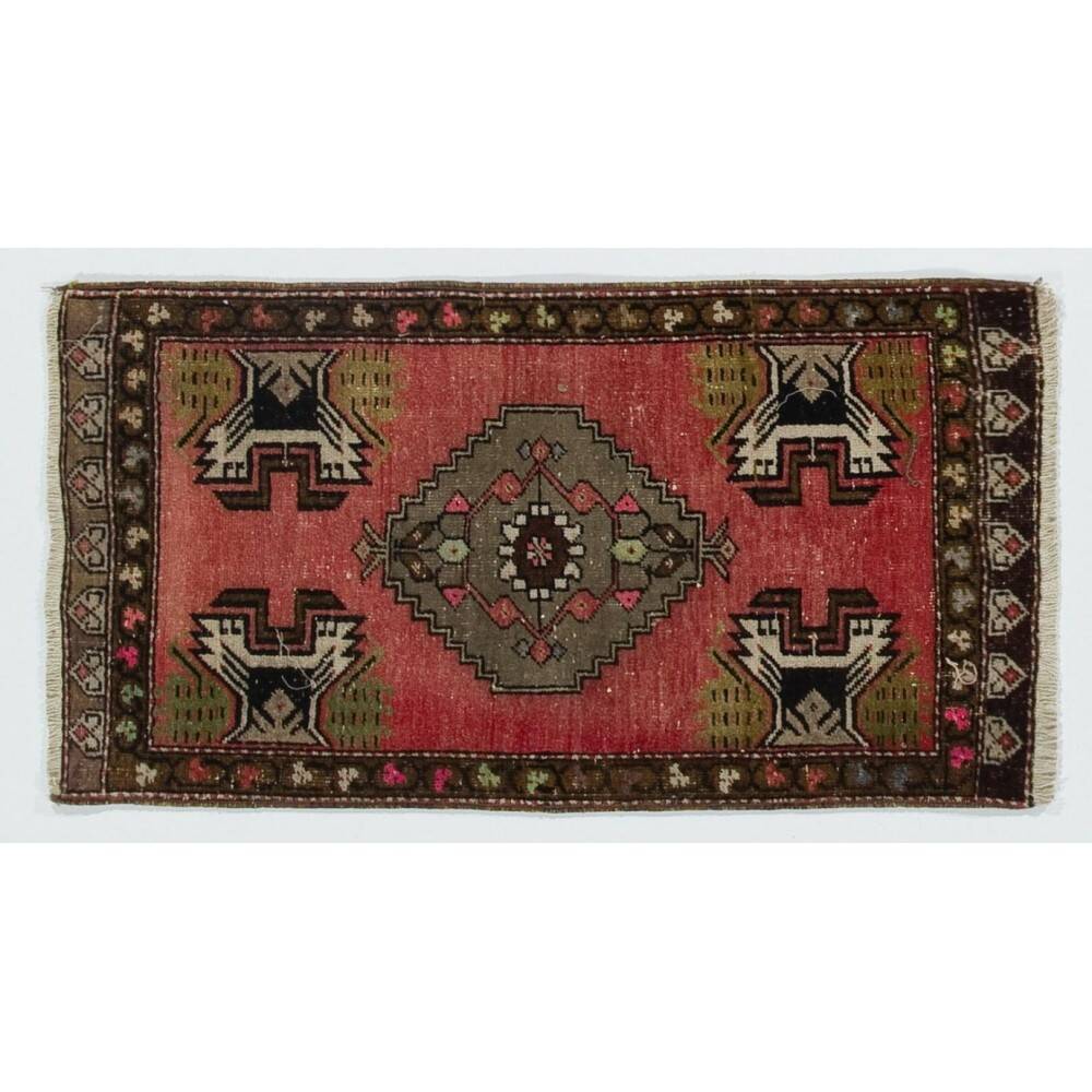 Handmade Accent Rug. Vintage Door Mat. Turkish Seat Cover. Entryway Mat. Kitchen Rug