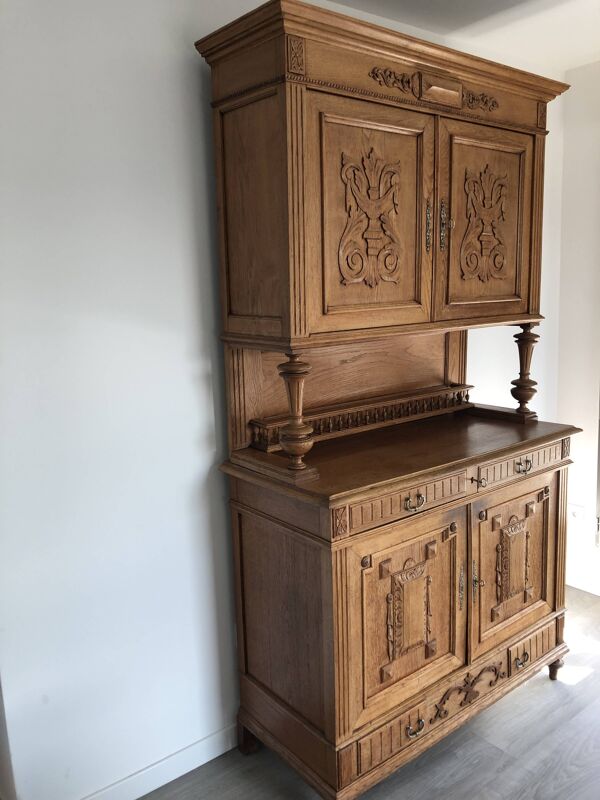 Buffet double corps en chêne 1920 style Henri II