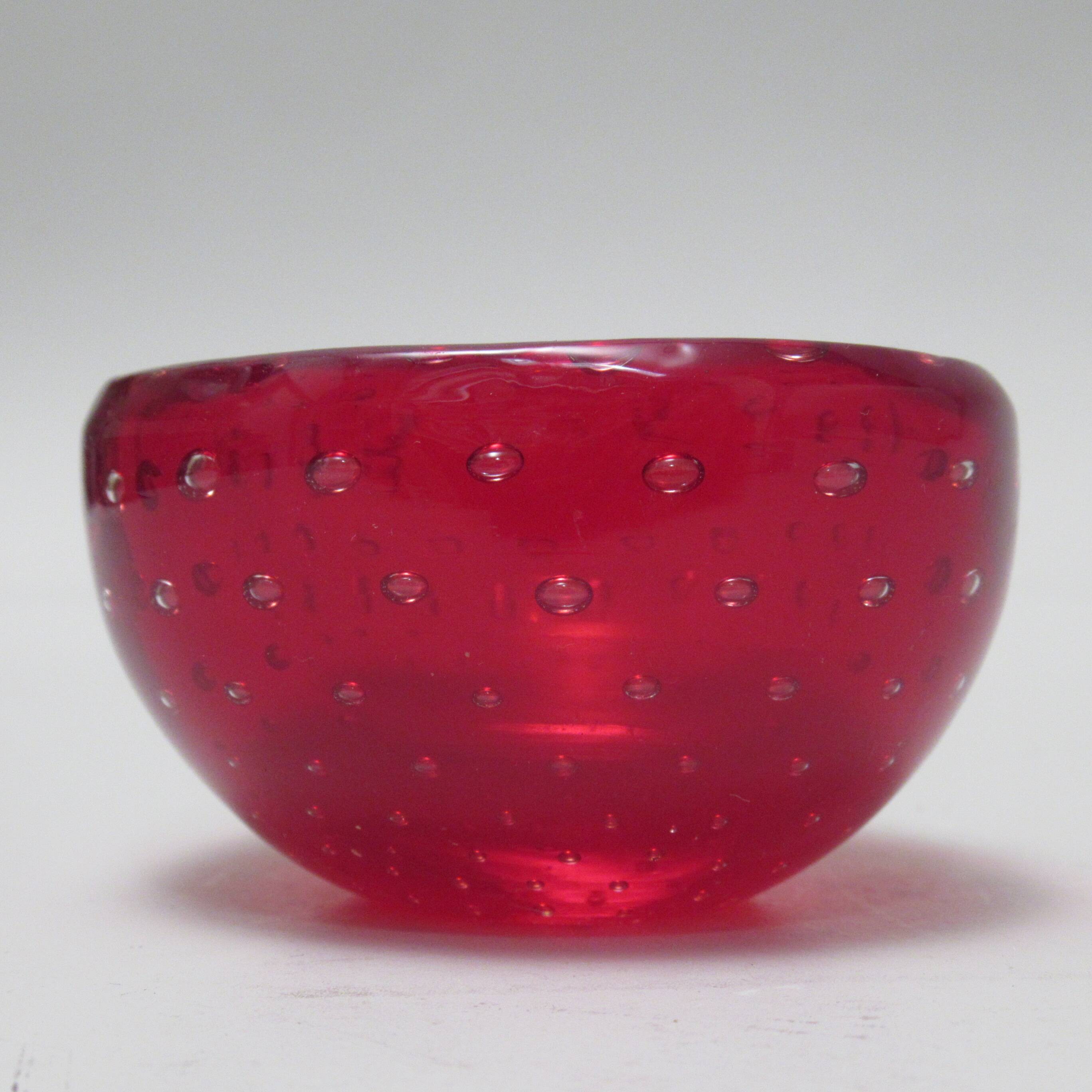 Ruby glass ashtray Bullicante Murano 1960s/70s