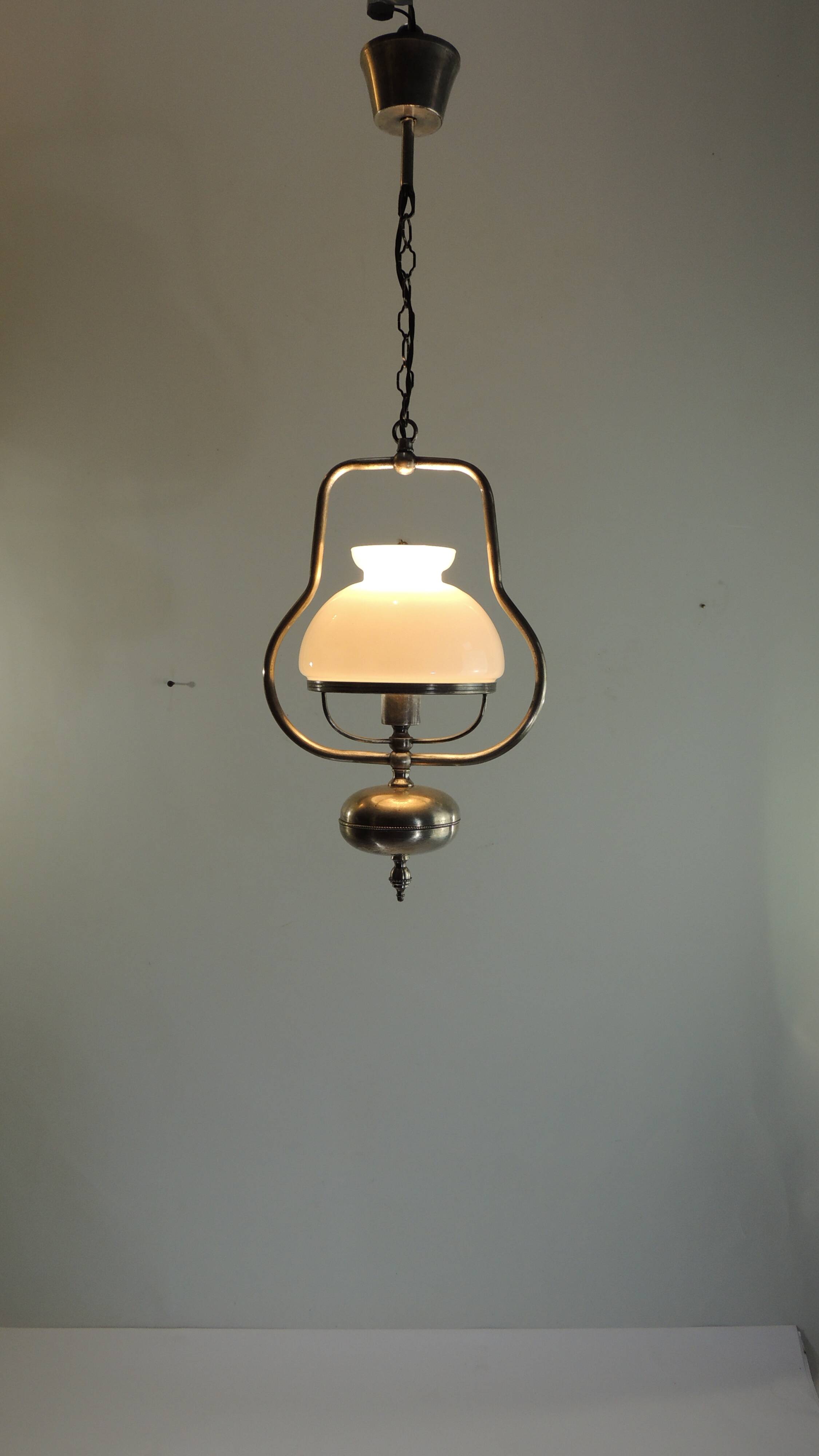 Opaline/vintage pendant light