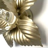 Solid Flower Wall Lamp