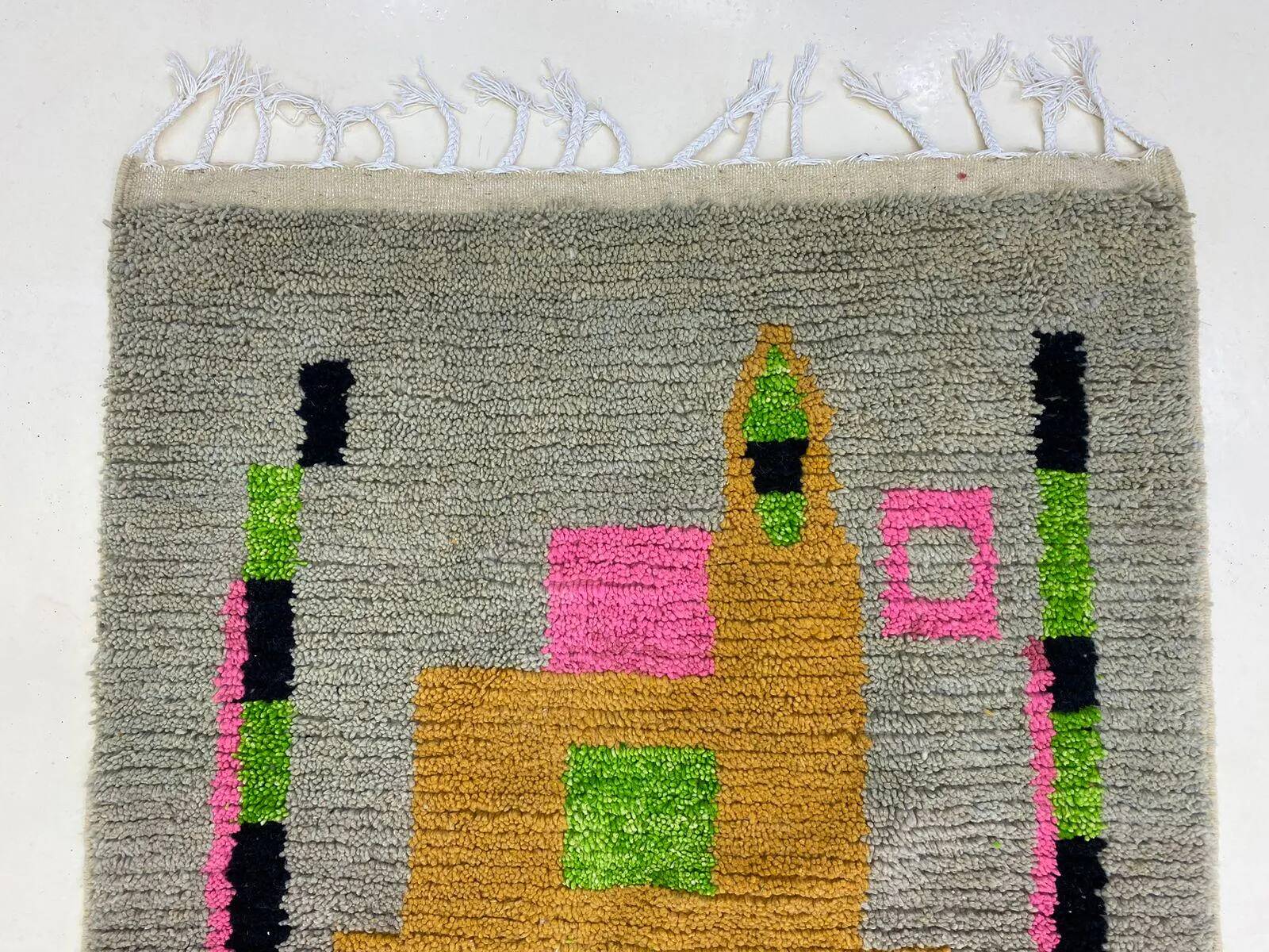 Handmade traditional carpet 250cm x 150cm Moroccan