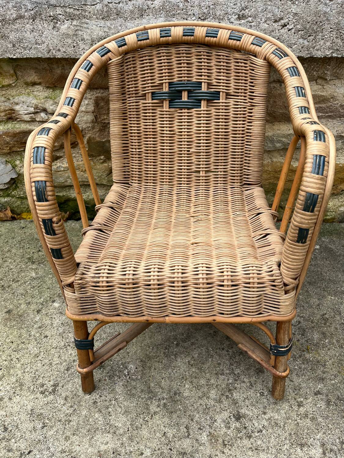 Fauteuil en rotin enfant vintage