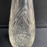 Carafe en cristal soufflé, taillé et col en argent