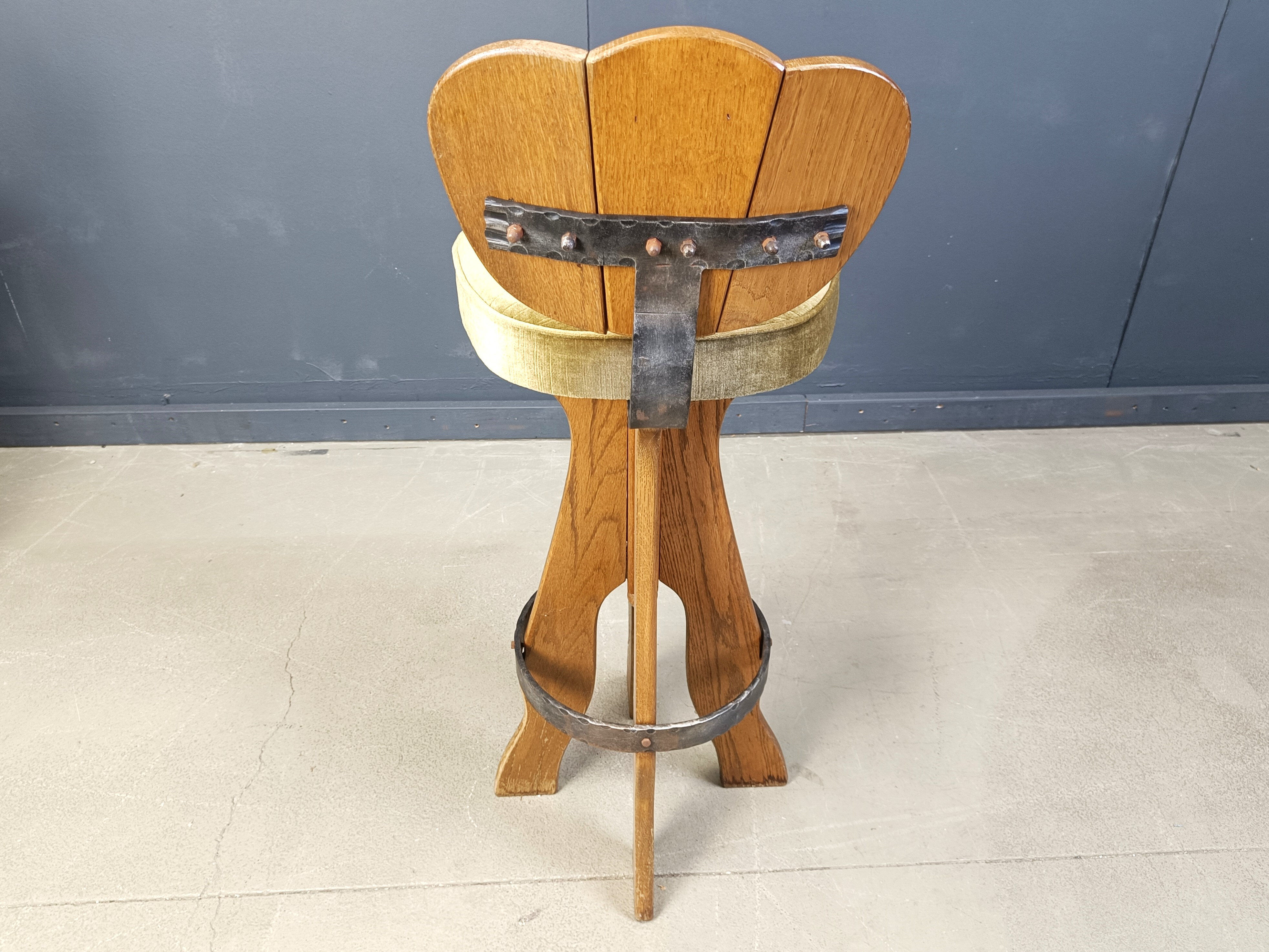 Set of 4 vintage brutalist bar stools, 1960s