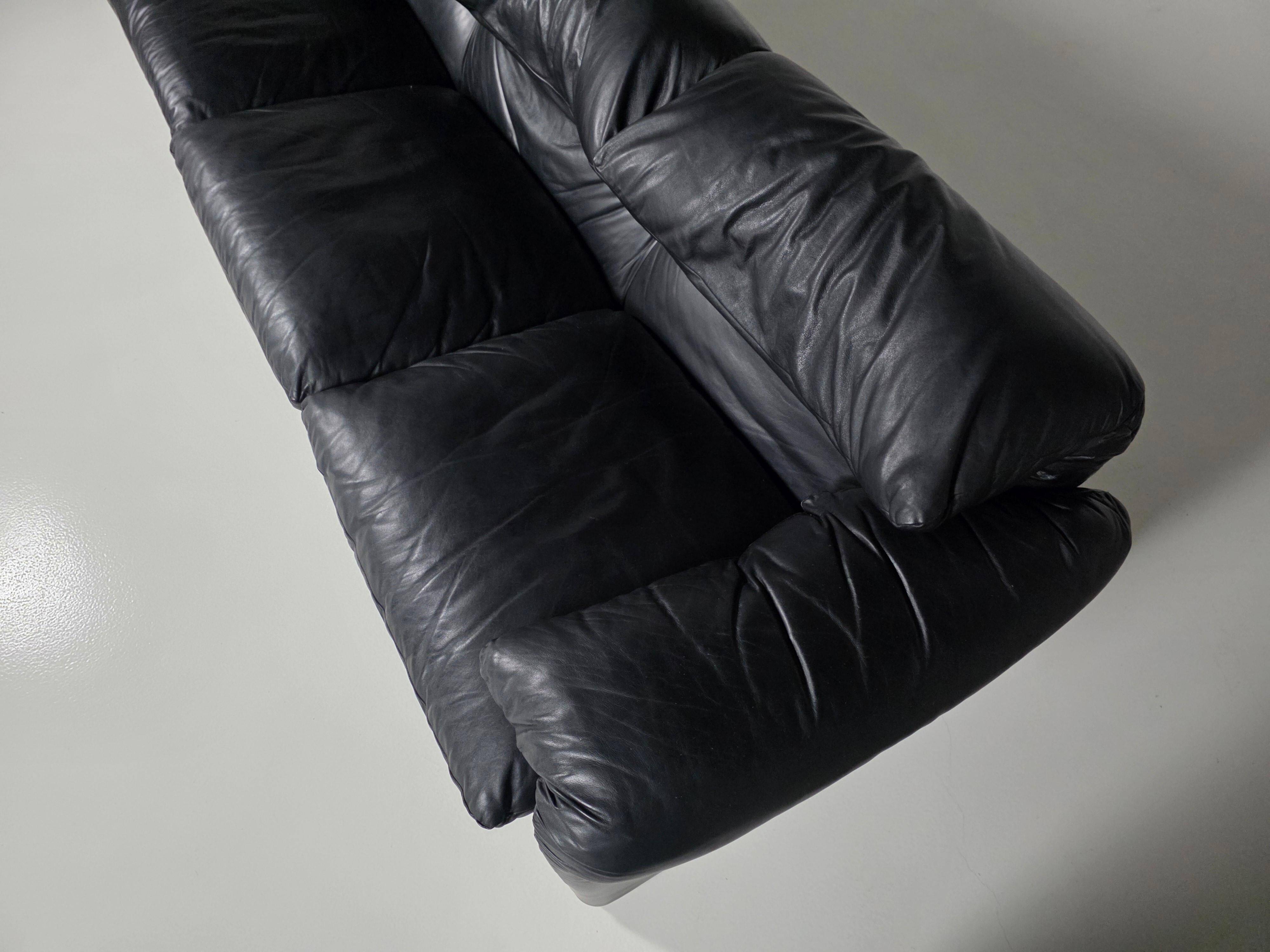 3-seater leather sofa by Vico Magistretti for Cassina, 1970.