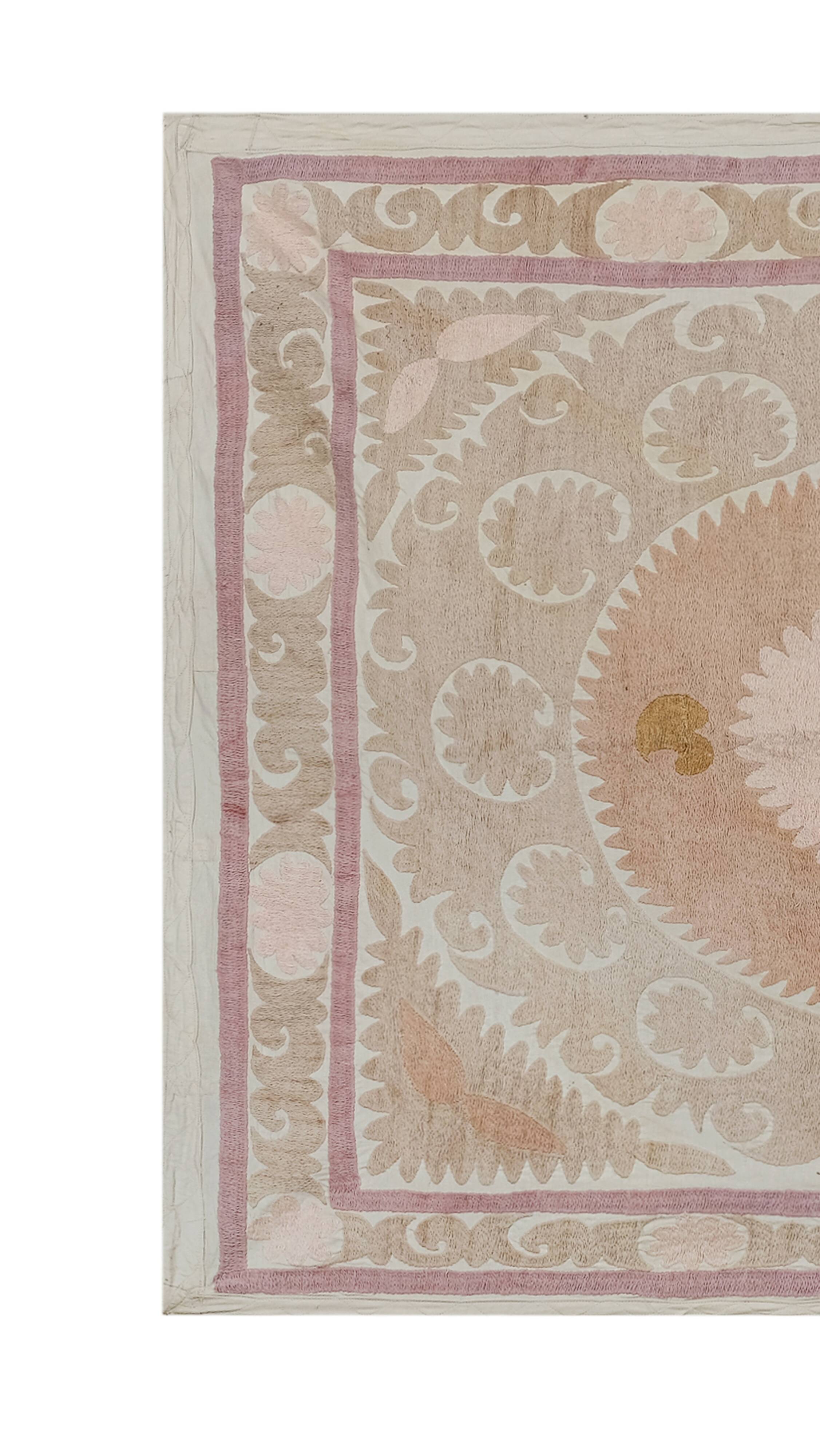 Hand knotted rug, vintage Turkish rug 119x139 cm