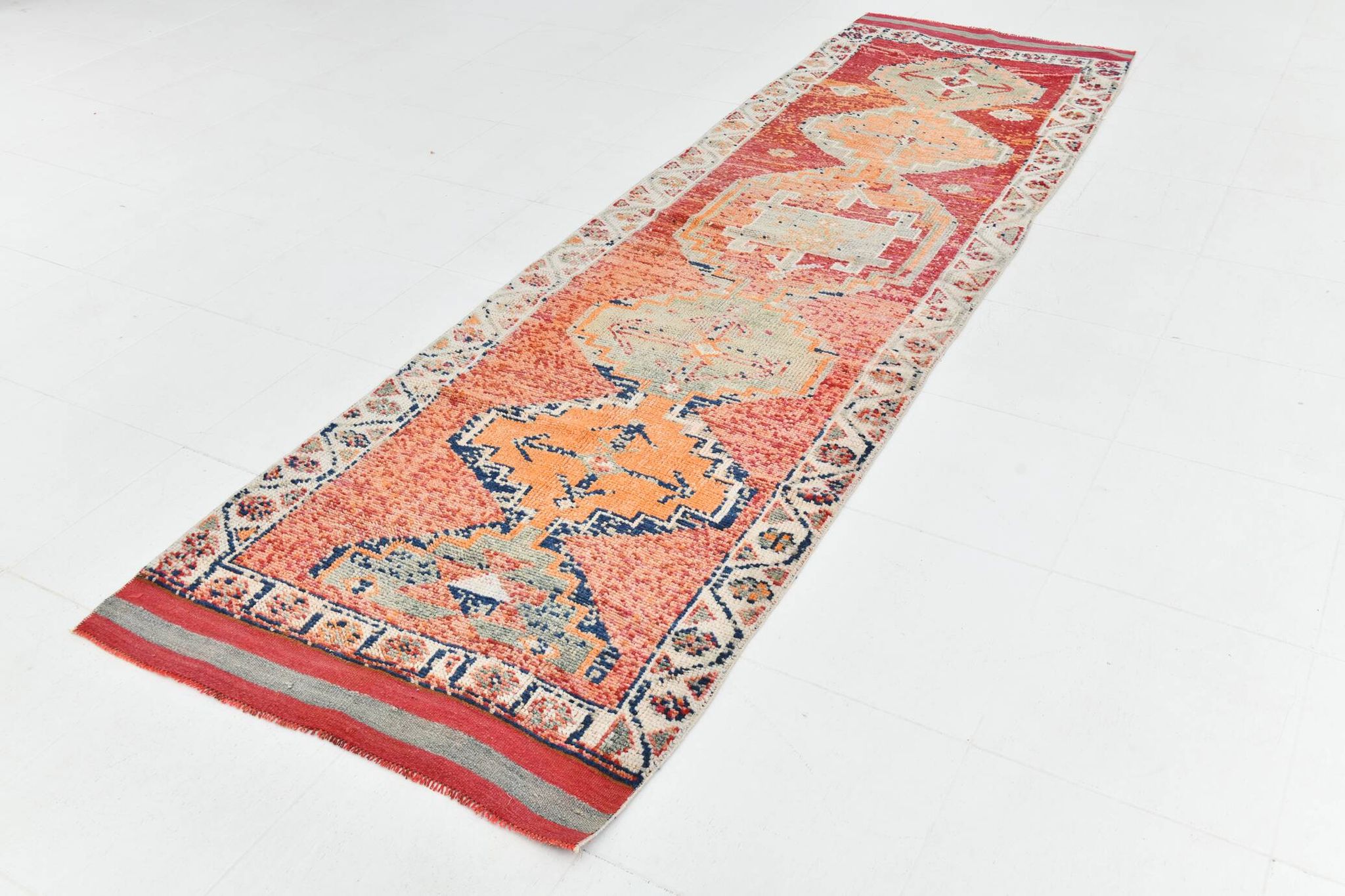Red & Orange Geometric Pattern Vintage Runner Rug, 102x332Cm