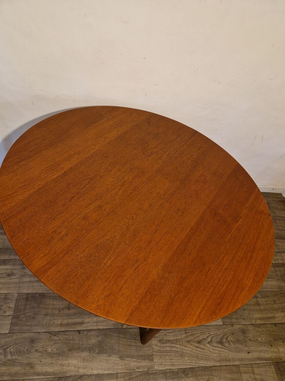 Danish dining table Peter hvidt & Orla Molgaard