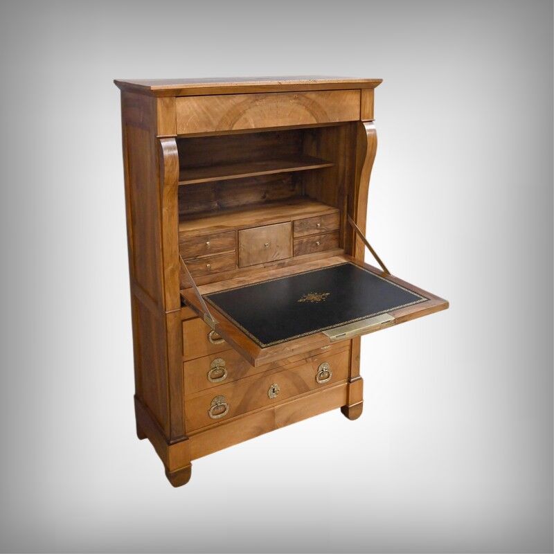 Secrétaire en noyer, style Restauration – Milieu XIXe
