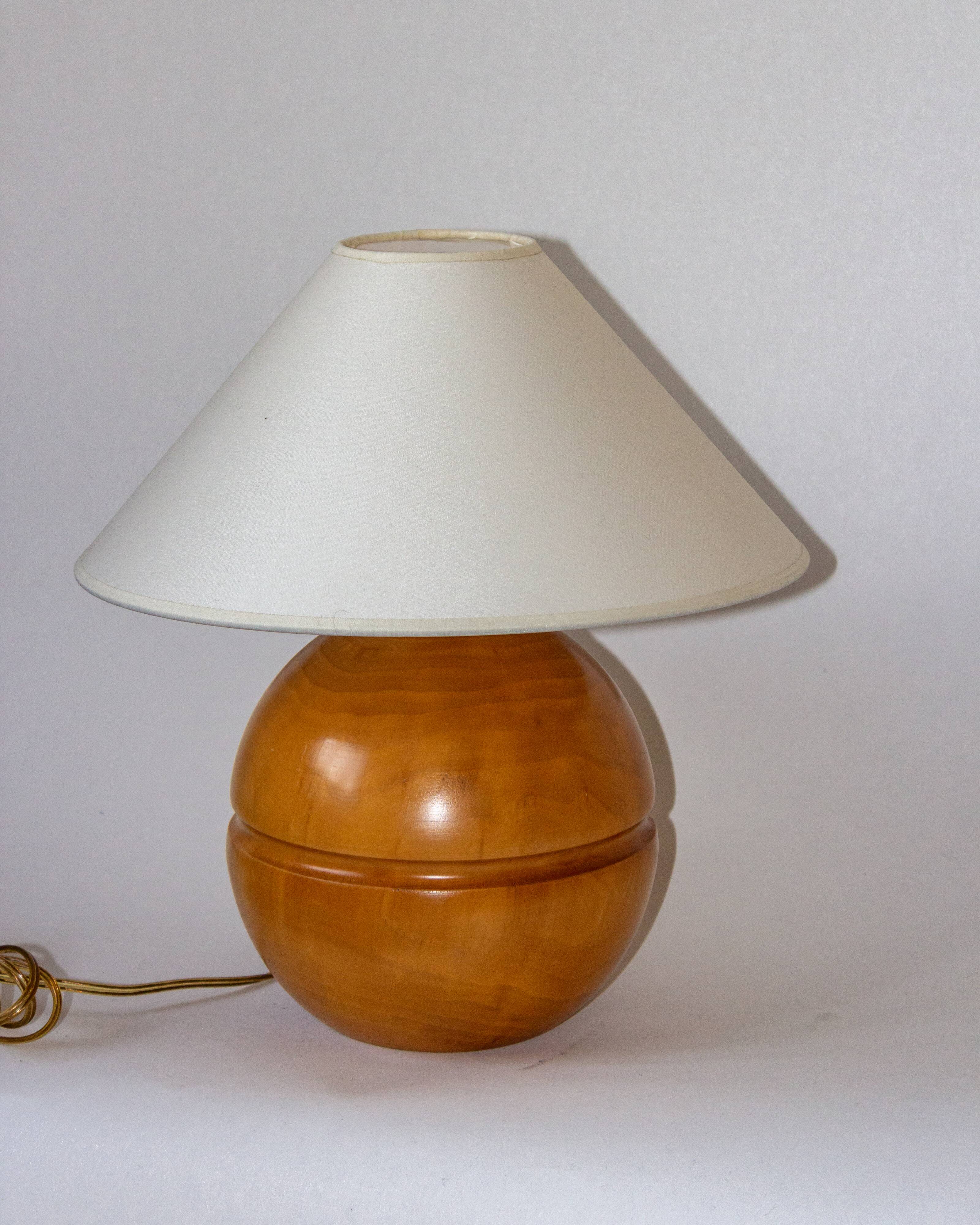 Pied de lampe boule en bois blond, Années 60/70