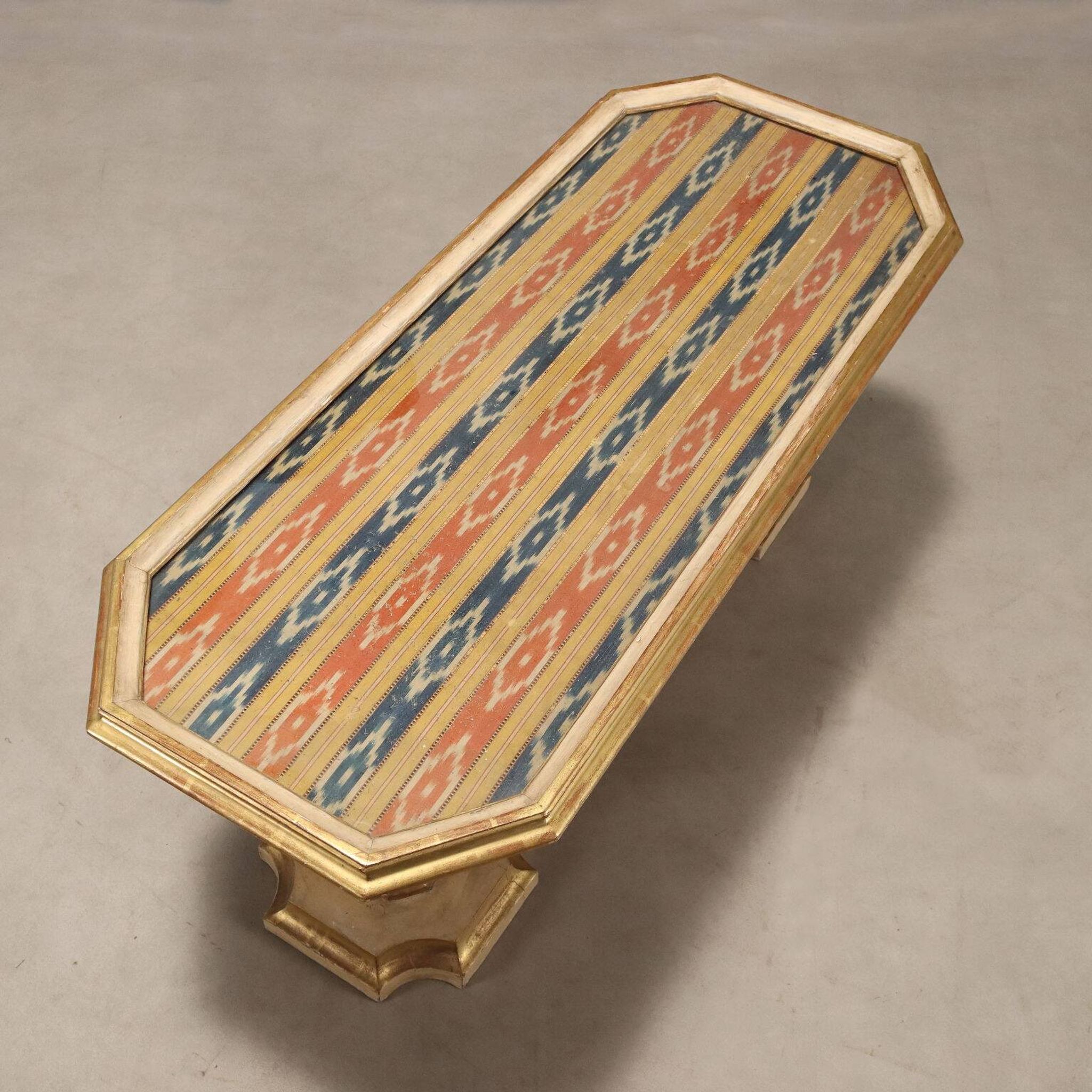 Table basse baroque antique en bois, 19e siècle