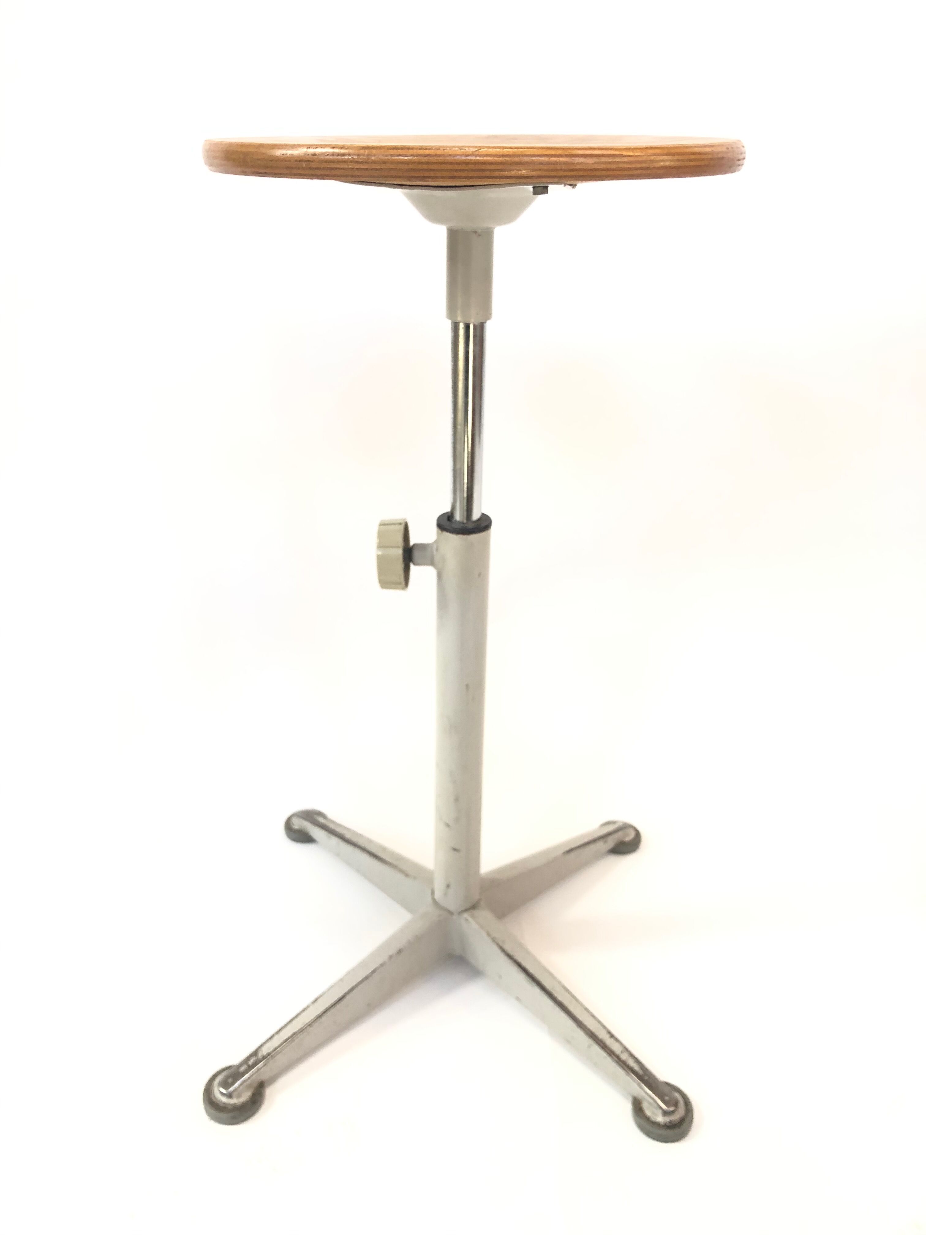 Vintage stool work tabouret by Friso Kramer Ahrend de Cirkel
