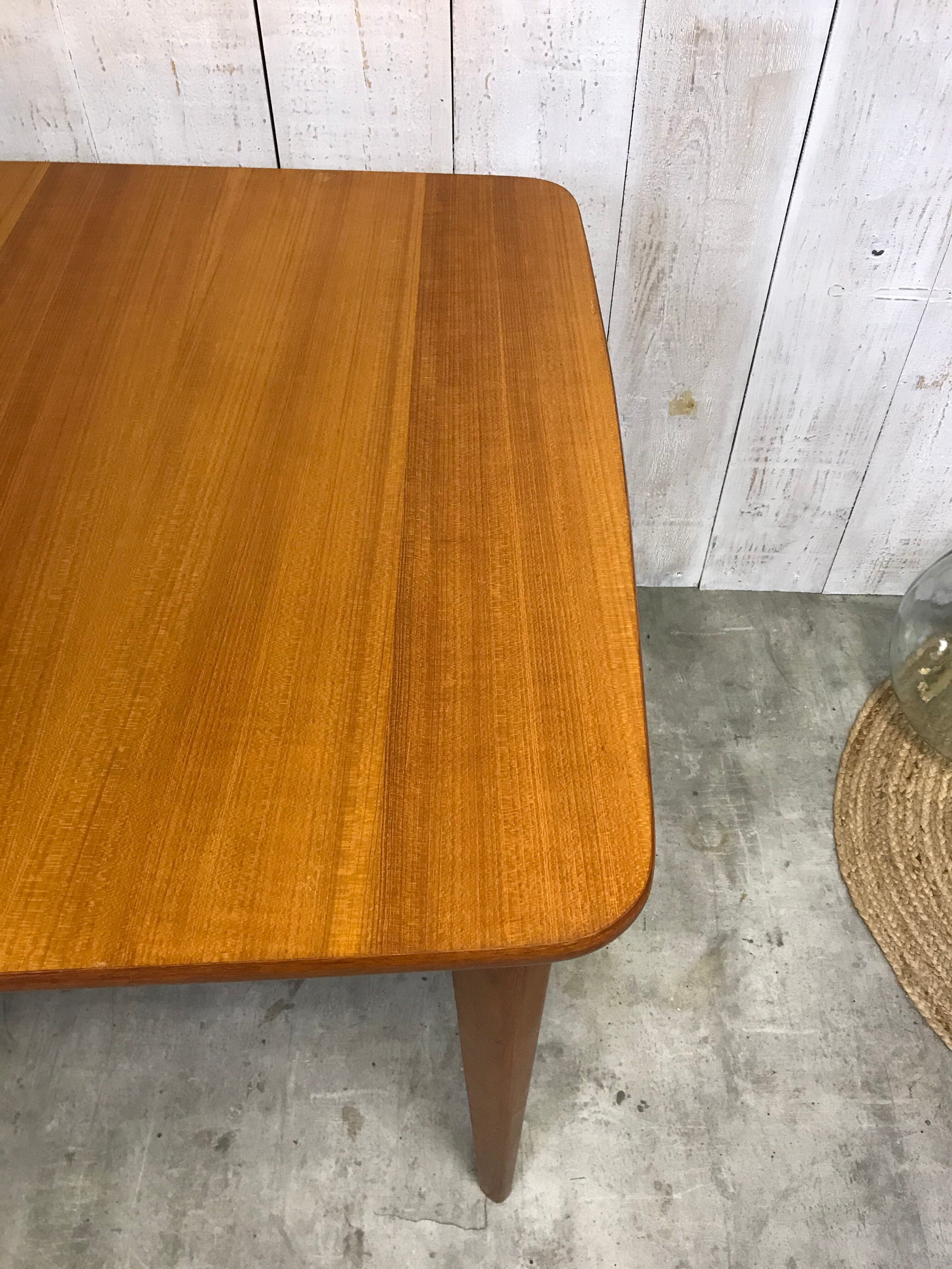 Vintage expandable table