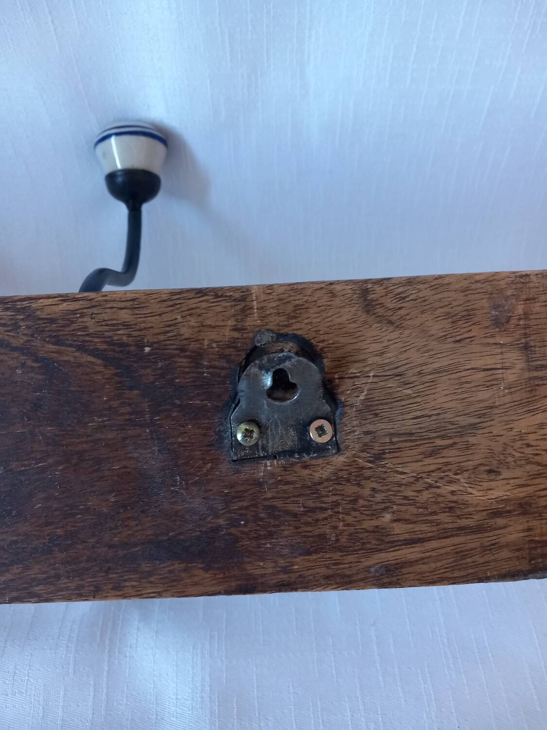Patère / porte manteau Vintage bois et céramique