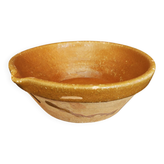 Glazed terracotta bowl, early 20th century