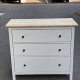 Scandinavian white and solid wood chest of drawers with 3 drawers