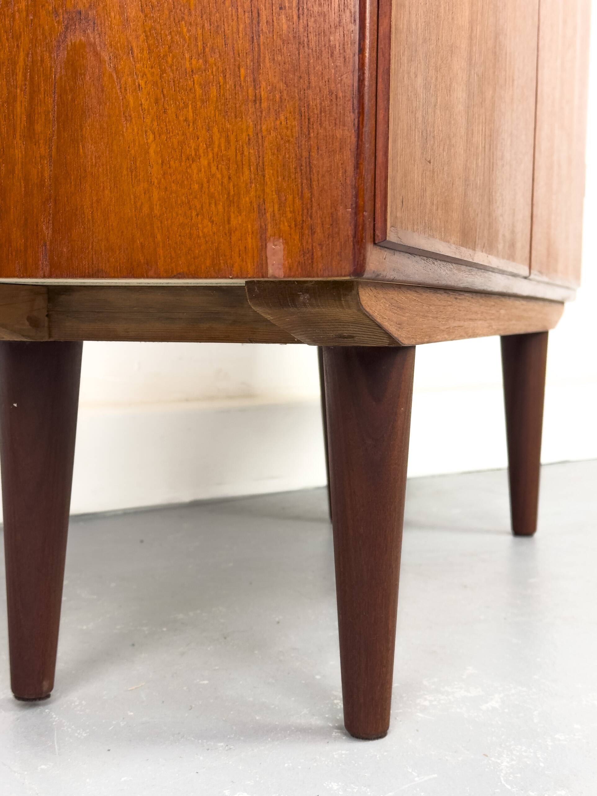 Danish Cabinet in Teak by Børge Mogensen for Søborg Møbelfabrik, 1960s