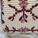 Coussin brodé main