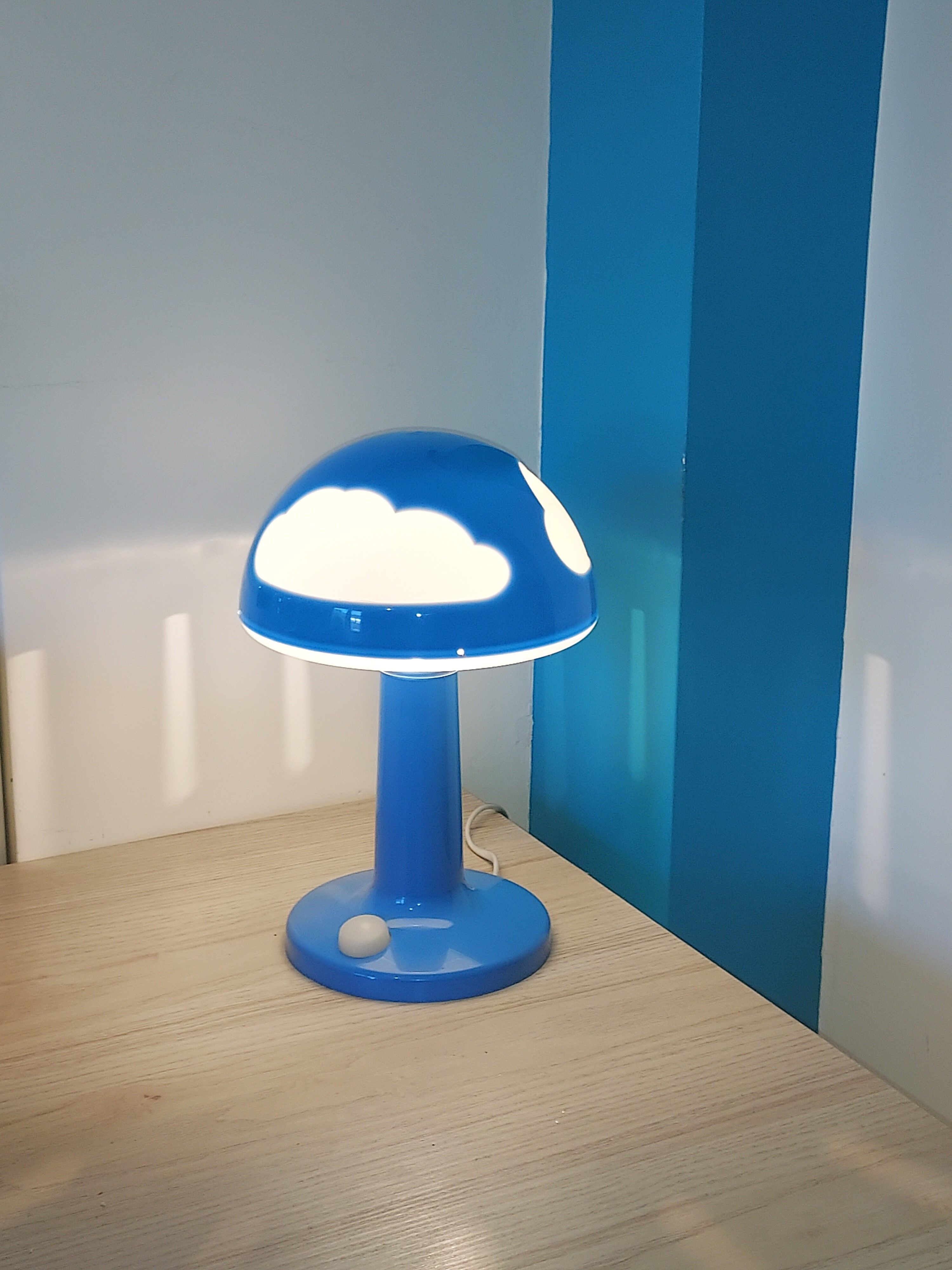 Lampe ikea Skojig bleue